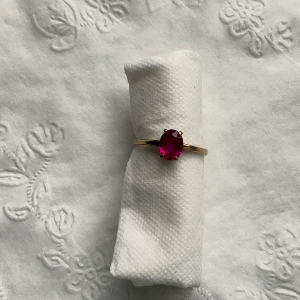 10k yellow gold ruby birthstone ring